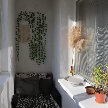Cozy Next To The Train Station And Near The Center Bratislava