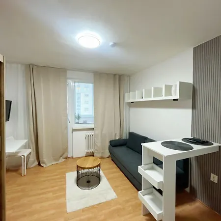 Cozy Next To The Train Station And Near The Center *