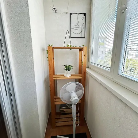Apartmán Cozy Next To The Train Station And Near The Center Bratislava