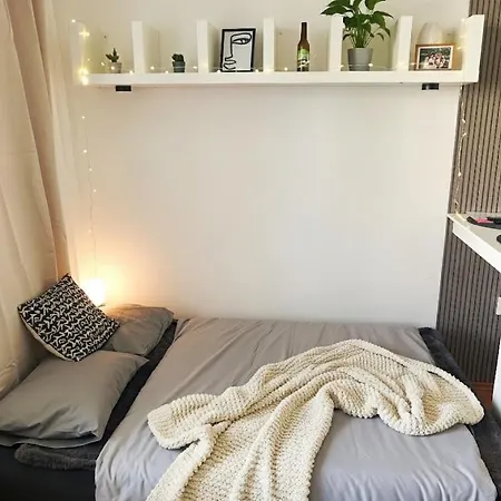 Appartement Cozy Next To The Train Station And Near The Center Bratislava